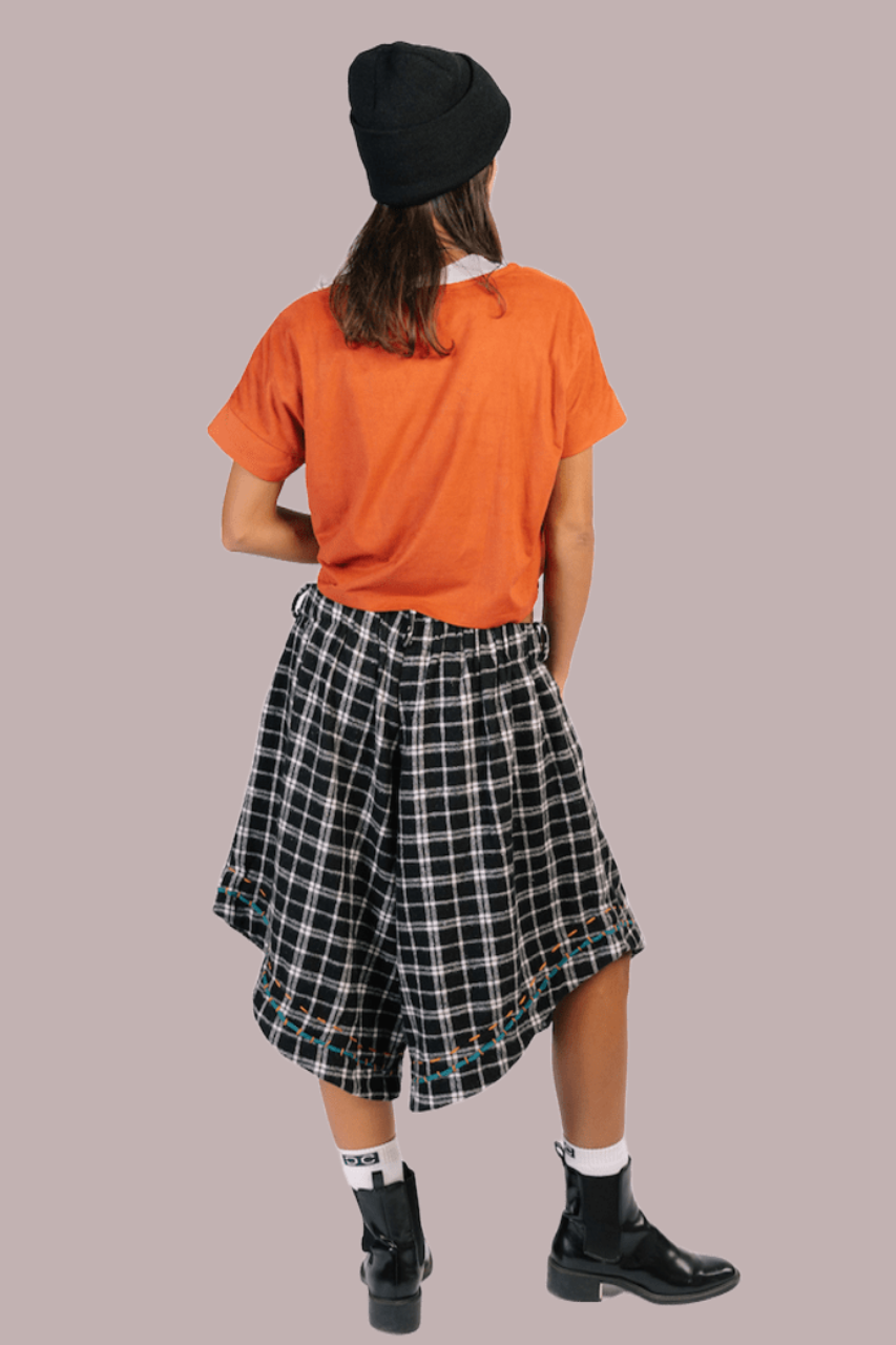 Karohat Madina Shorts in Classic Black