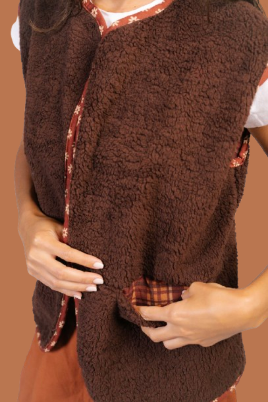 Teddy & Trim Vest in Brown