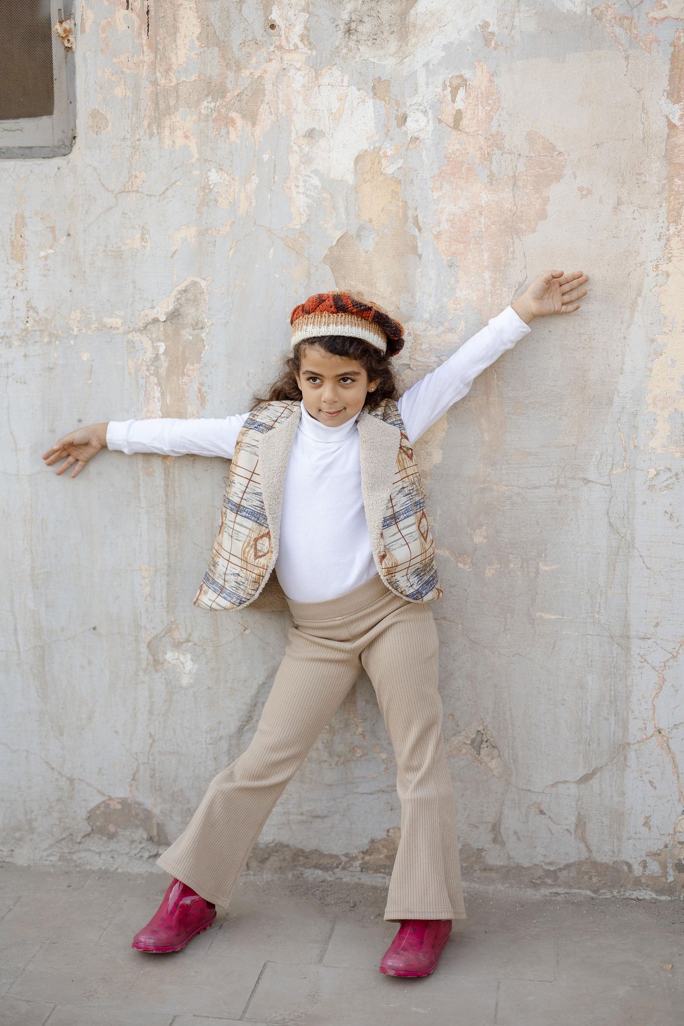 Little EveryWear Pants in Beige