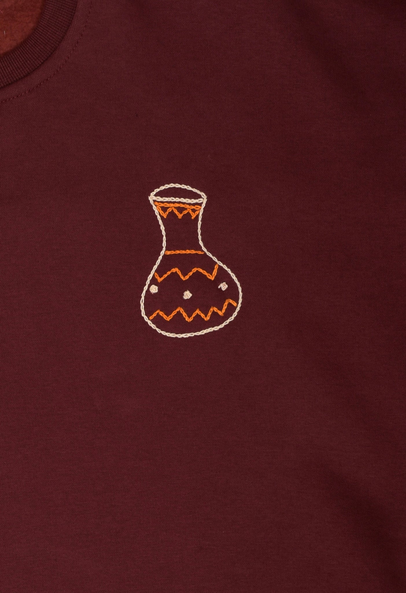 Little Dafaa Pullover in Burgundy