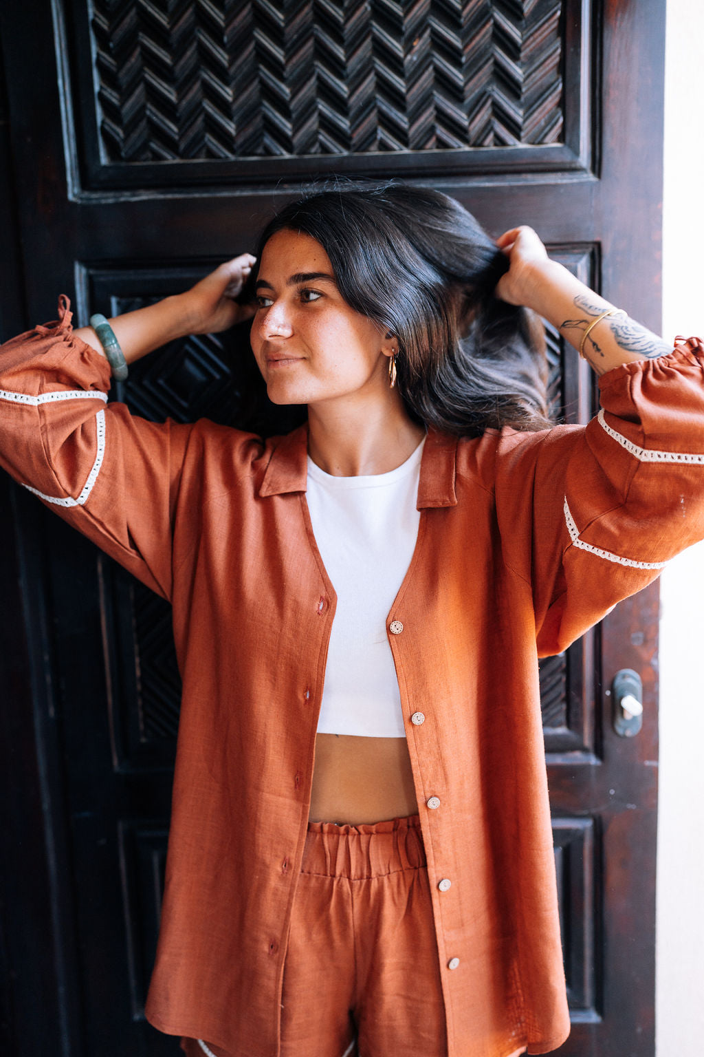 The Aziza Sun Linen Shirt in Havan