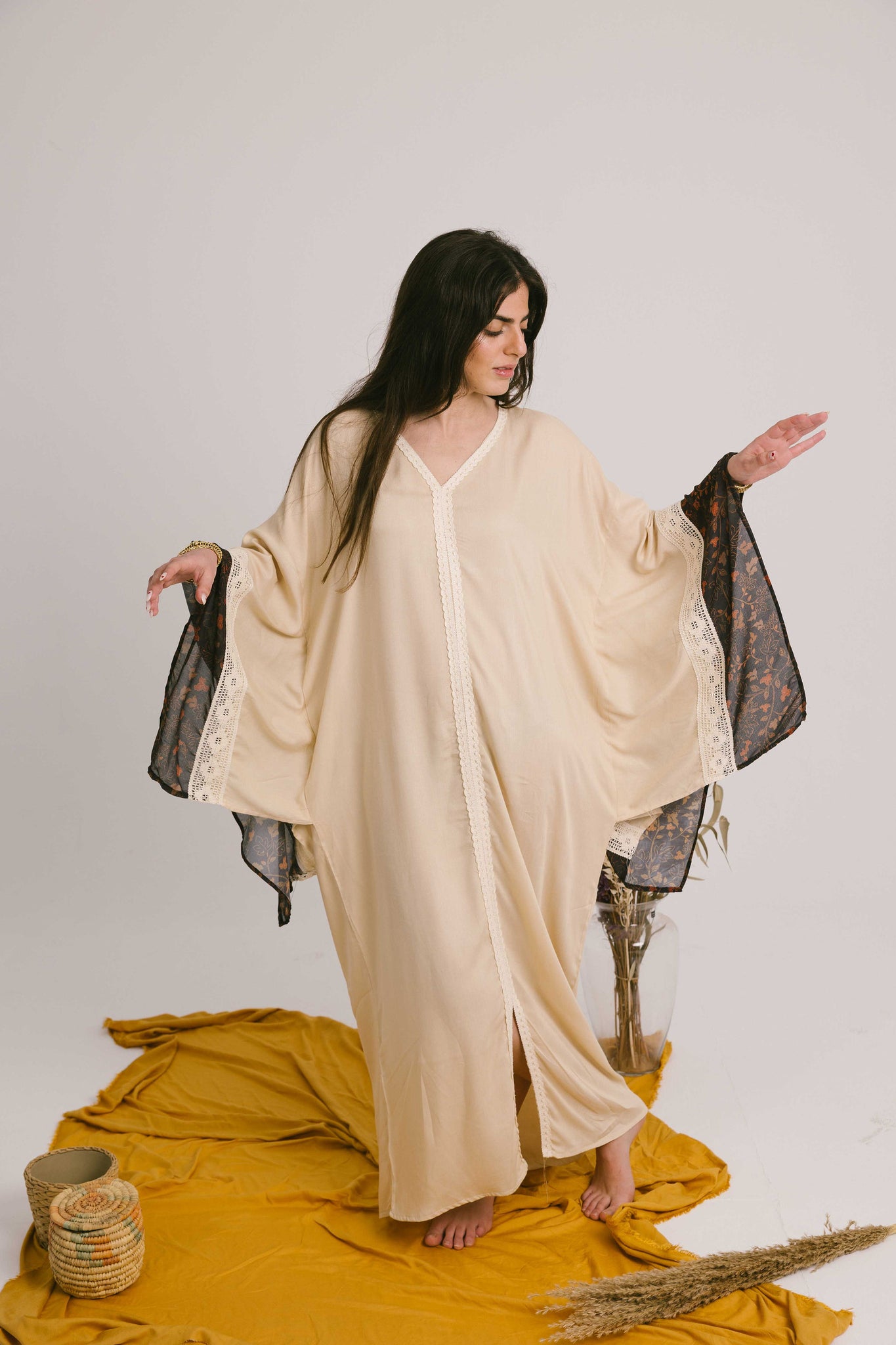 Angel Wings Floral Beige