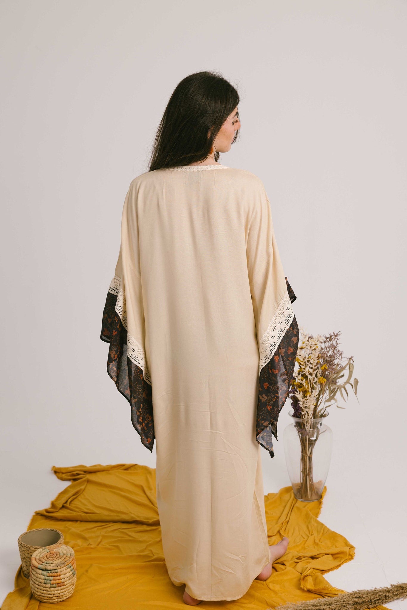 Angel Wings Floral Beige