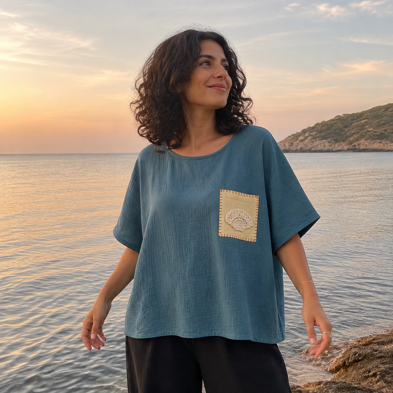 Coral Starfish Tee Turquoise