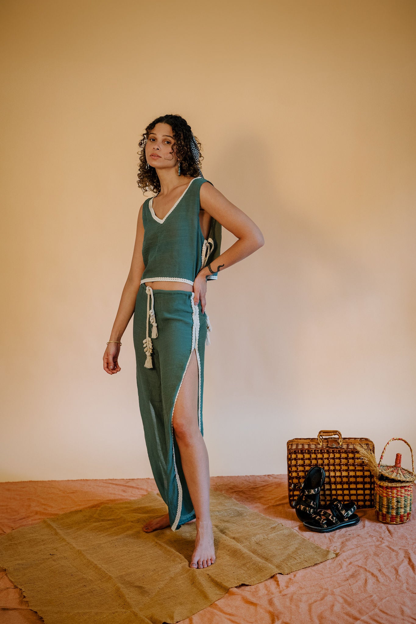 Coastal Slits Pants in Olive