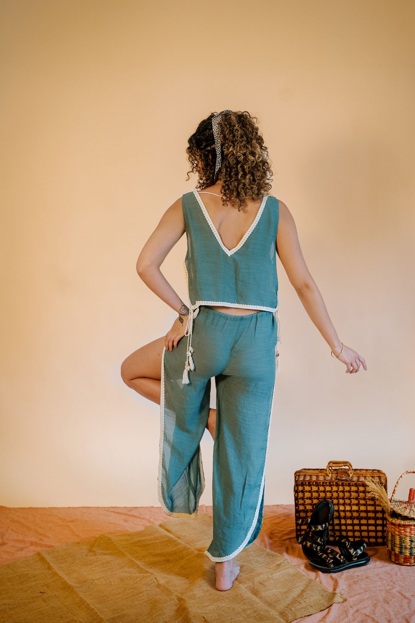 Coastal Slits Pants in Olive