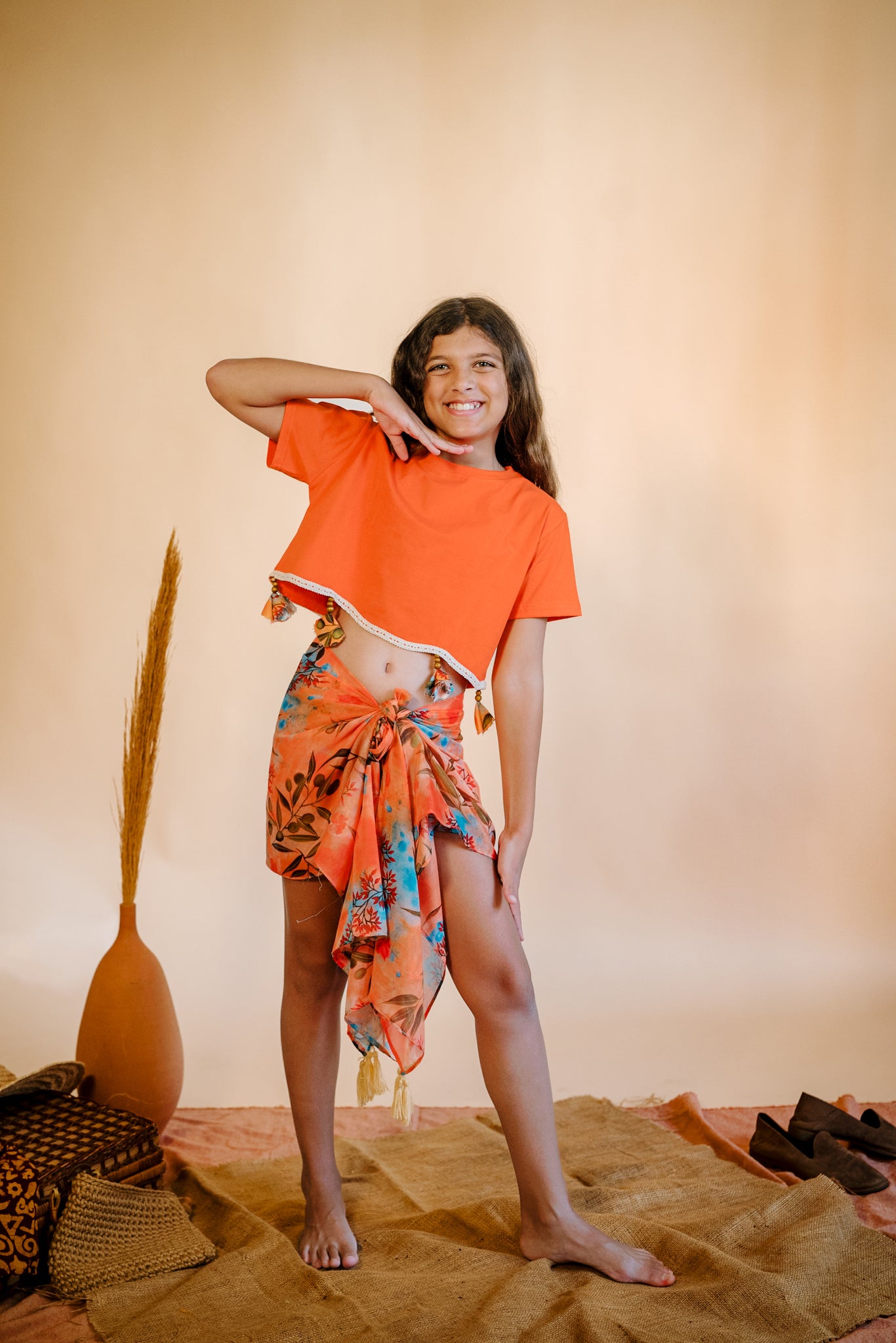 Little Fiesta Saqfa Cropped Tee