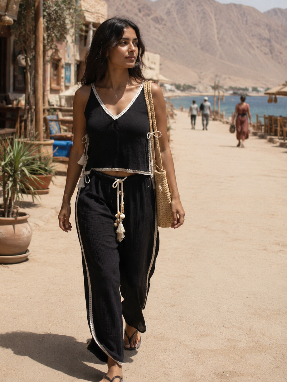Coastal Slits Pants in Black